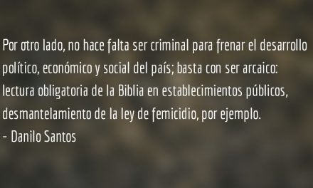 Las momias y el Sistema. Danilo Santos.