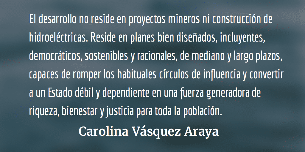 Los excesos del poder. Carolina Vásquez Araya.