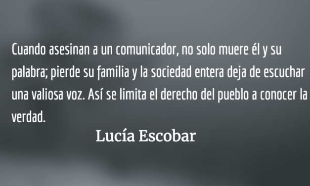 Tu amor es un periódico de ayer. Lucía Escobar.